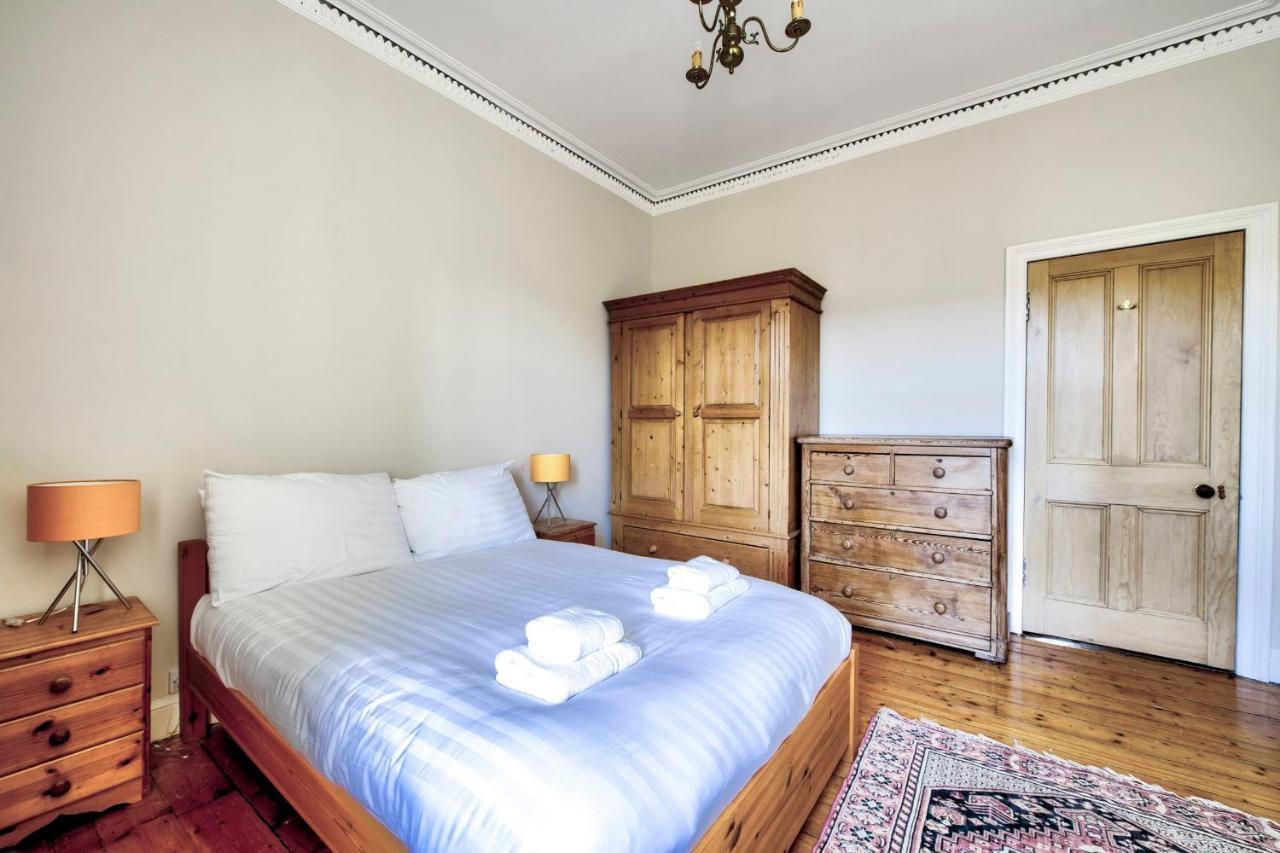 Guestready - Central & Comfortable 2Br Apartment エディンバラ エクステリア 写真