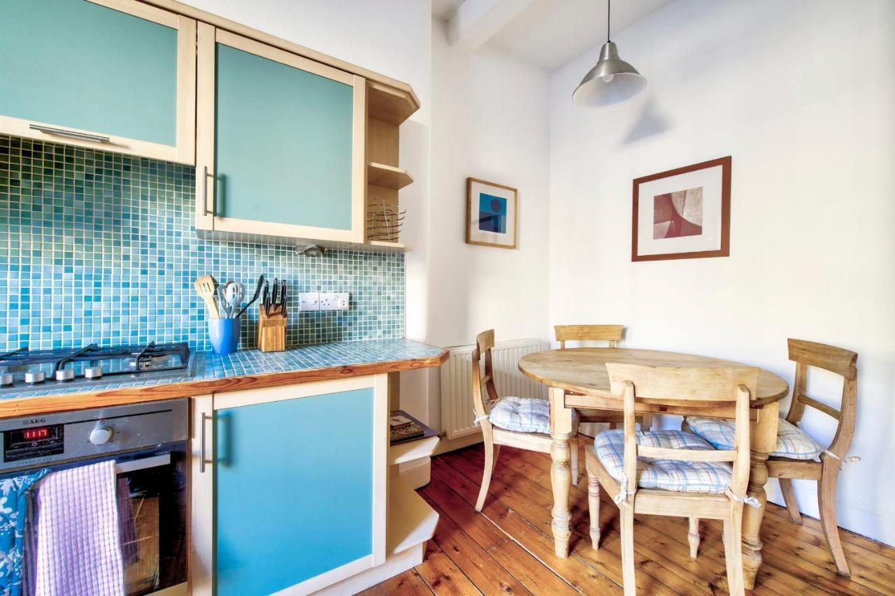 Guestready - Central & Comfortable 2Br Apartment エディンバラ エクステリア 写真